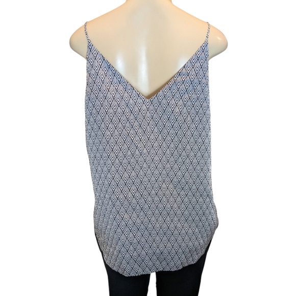 Express V-Neck Black White Geometric Dressy Fully Lined Tank Top Women's Large - Picture 9 of 16